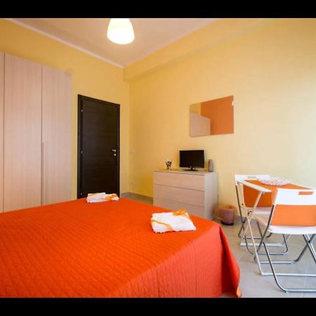 B&B Casa Chiaramonte Παλέρμο Δωμάτιο φωτογραφία