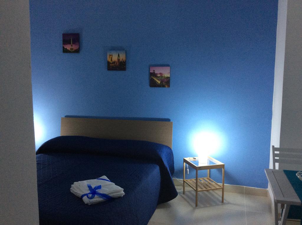 B&B Casa Chiaramonte Παλέρμο Δωμάτιο φωτογραφία