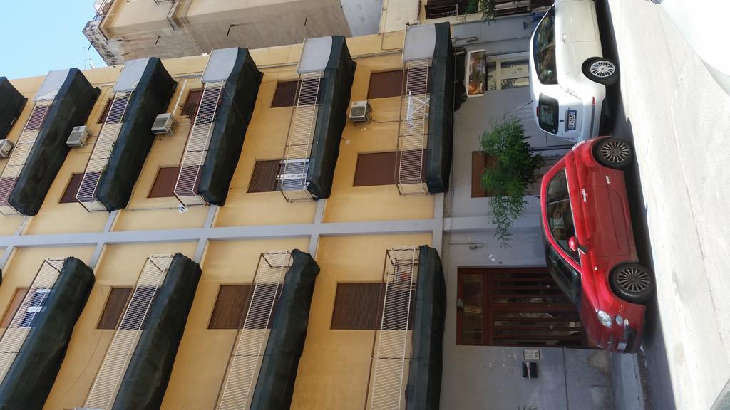 B&B Casa Chiaramonte Παλέρμο Εξωτερικό φωτογραφία